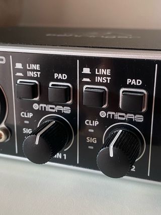 Behringer U-PHORIA UMC202HD Interfaz de Audio