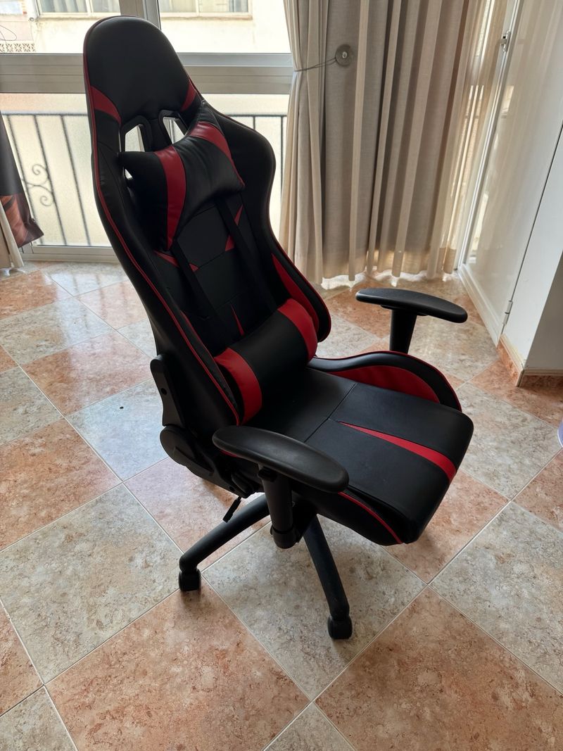 Silla Gaming Negra y Roja