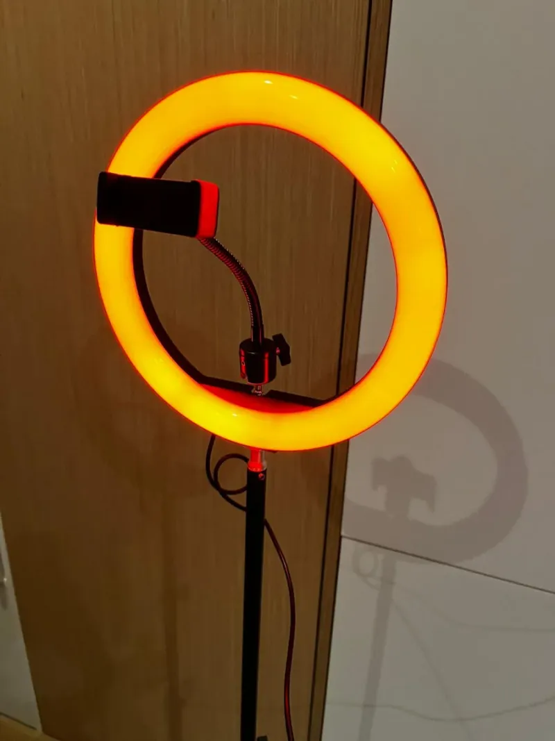 Aro de luz LED con soporte móvil afbeelding 2