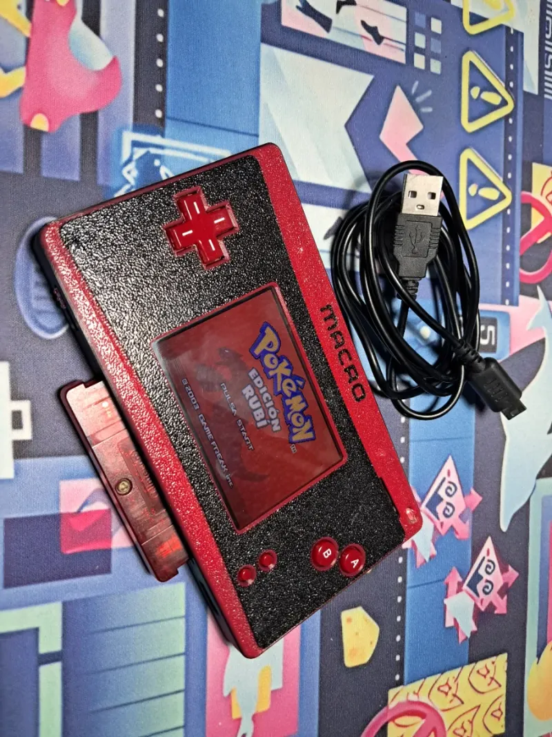 GameBoy Macro Roja