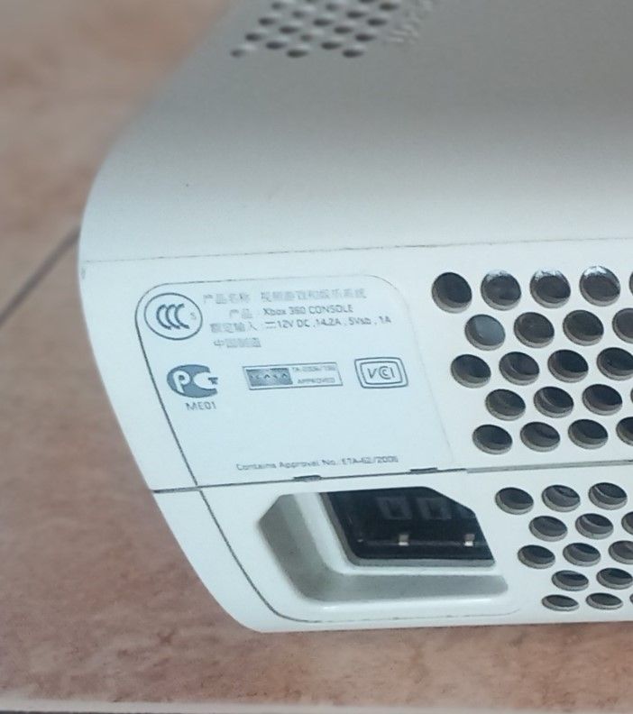 Consola Xbox 360 en perfecrto estado afbeelding 3