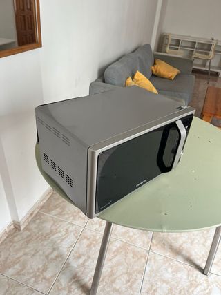 Microondas Samsung con Grill