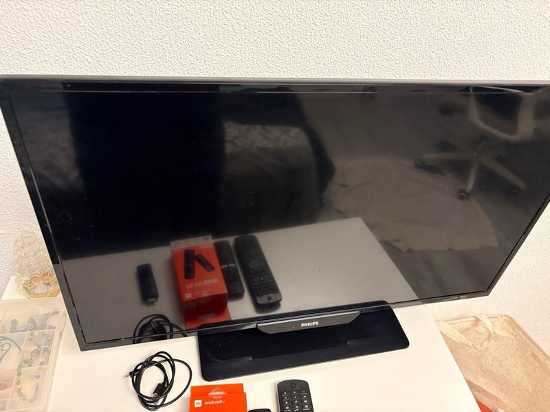 TV Philips 32 + Mi Stick TV afbeelding 6