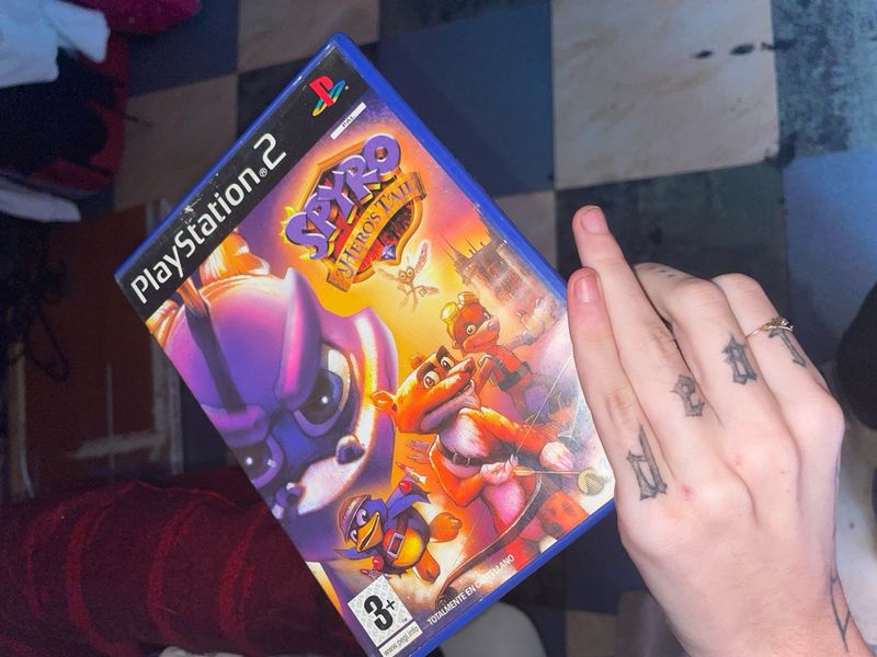 Spyro: A Hero's Tail PS2