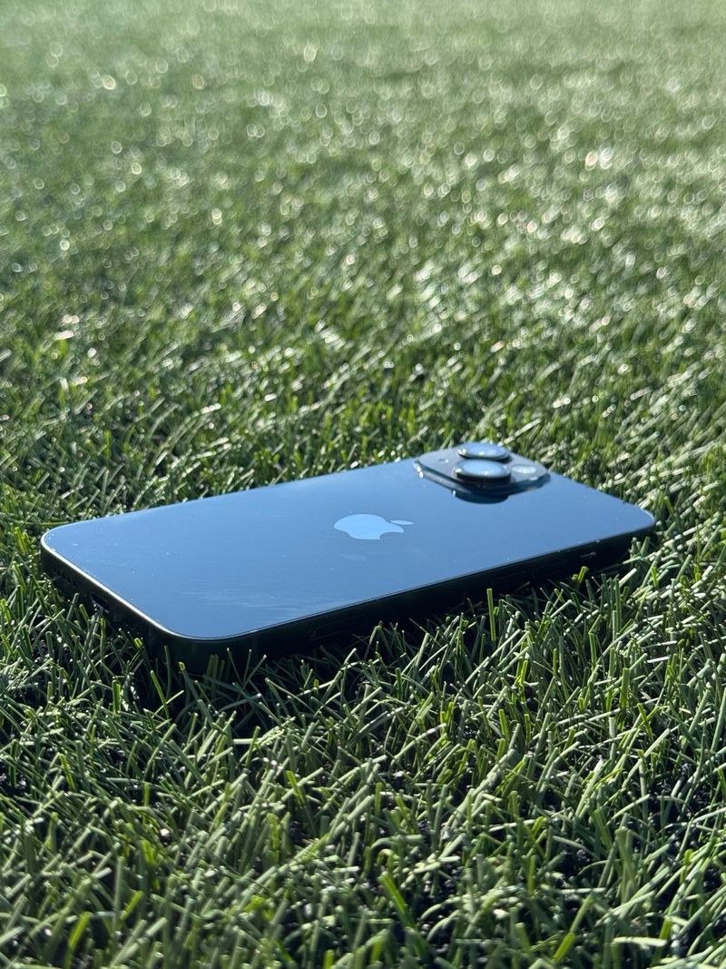 NEGOCIABLE! Iphone 14 256 GB azul afbeelding 4
