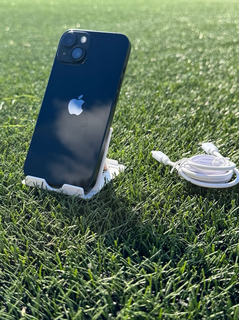 NEGOCIABLE! Iphone 14 256 GB azul afbeelding 3