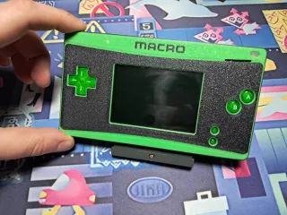 Gameboy Macro Verde