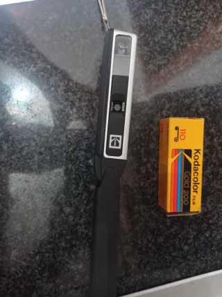 Cámara Kodak Ektra 200 110 Film