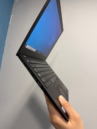 Portátil Lenovo T490s Negro/Gris