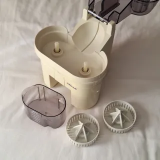 Espremedor de citrinos Ufesa Citropress Duo