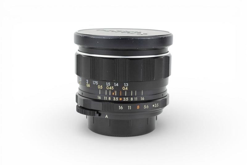Pentax Super Takumar 28mm f/3.5 Type I