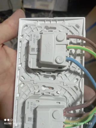 Lote interruptores y enchufes