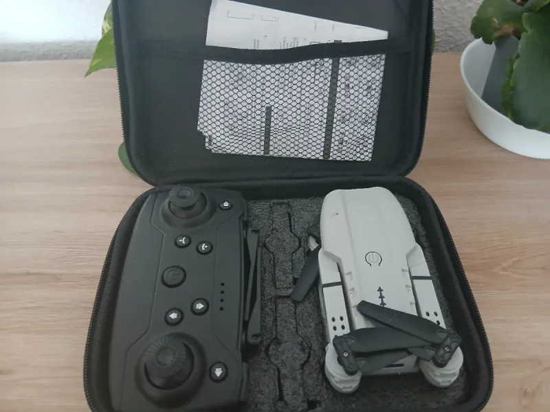 Dron con cámara gris afbeelding 4