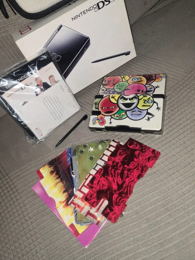 Nintendo DS Lite + Accesorios afbeelding 4