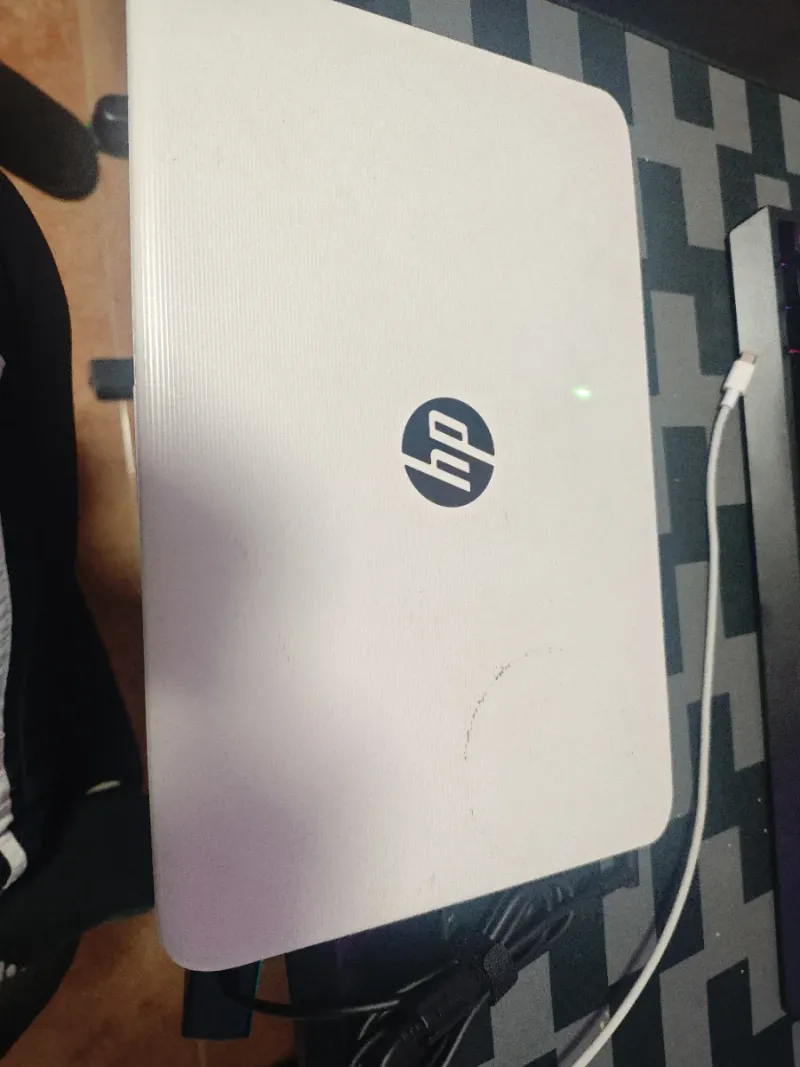 Portátil HP Stream 14-ax003ns Blanco