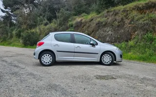 Peugeot 207 2009