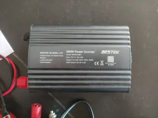 Convertidor BESTEK 12V a 220V 500W Coche