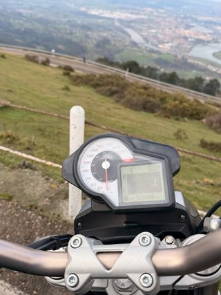 Aprilia Mana 850 ABS Naked Automática