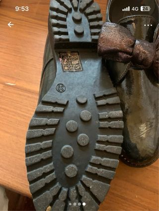 Zapatos charol negros lazo talla 39