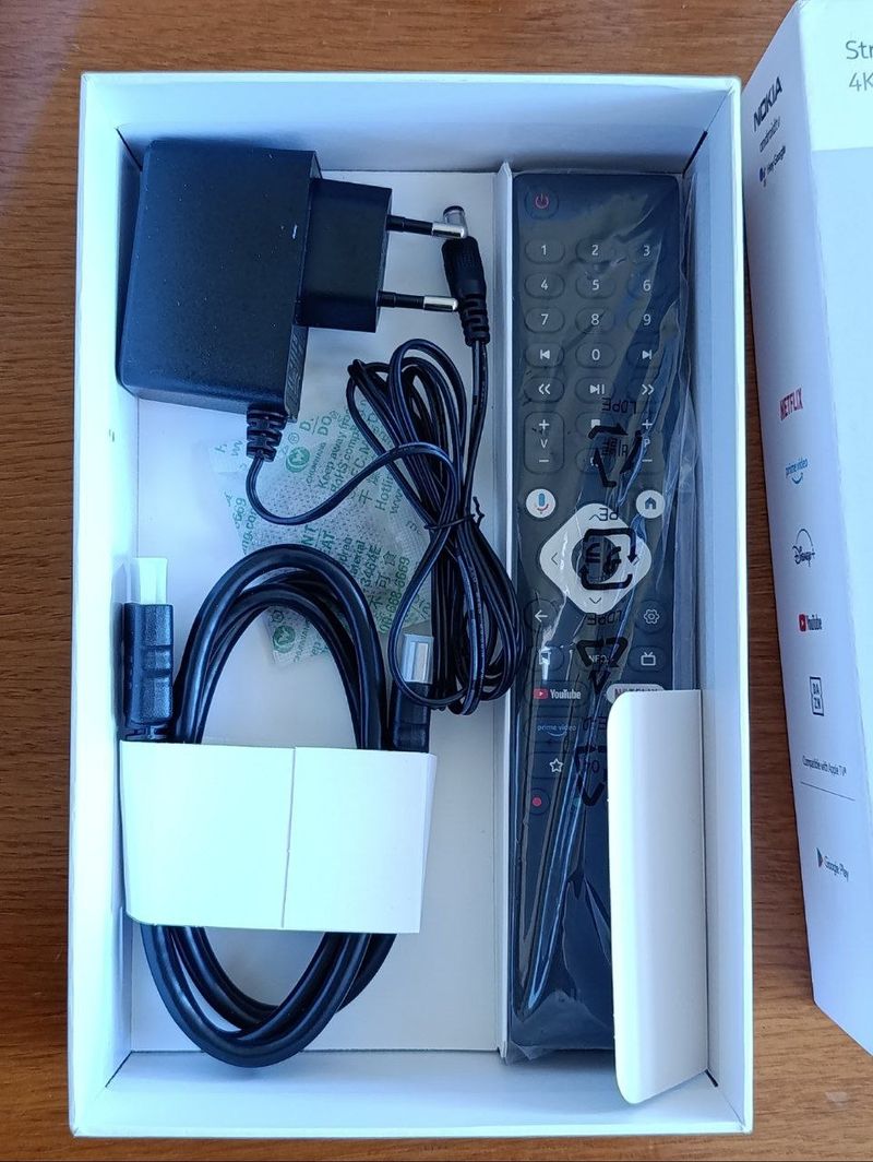 Nokia 8010 Android TV 4K afbeelding 2