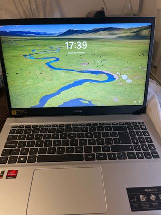 Portatile Acer con due memorie RAM da 16g ciascuna