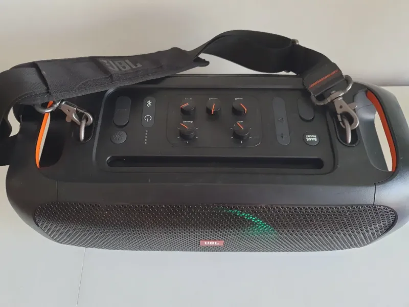 JBL PartyBox On The Go Negra afbeelding 2