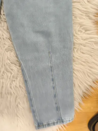 Pantalón vaquero Stradivarius Talla S