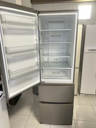 Nevera Haier plateada con cajones 192 x 60 cm