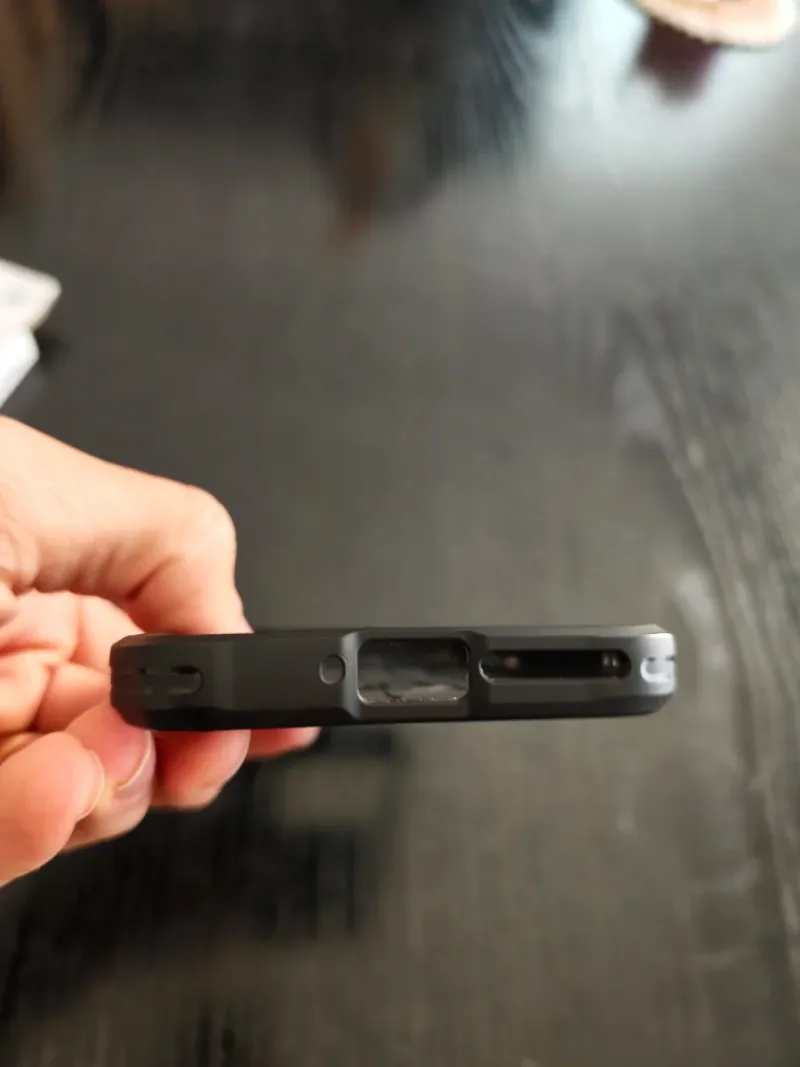 Funda Spigen Rugged Armor Xiaomi 15 afbeelding 3