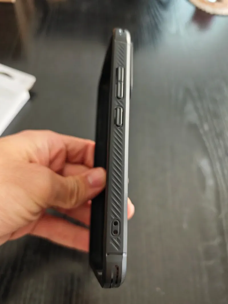 Funda Spigen Rugged Armor Xiaomi 15 afbeelding 4