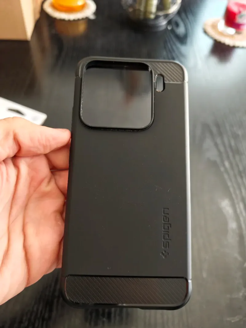 Funda Spigen Rugged Armor Xiaomi 15 afbeelding 9
