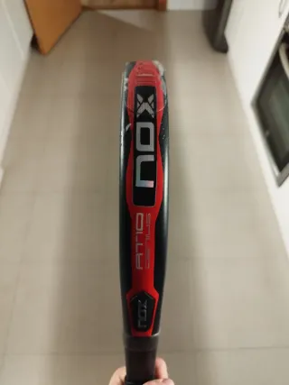 Pala Nox AT10 Luxury Genius Agustin Tapia