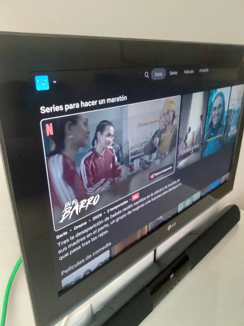 TV LG 32 pulgadas afbeelding 3