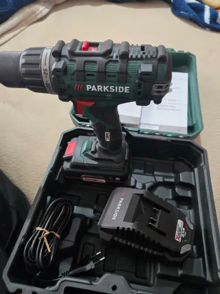 Atornilladora y percutor Parkside