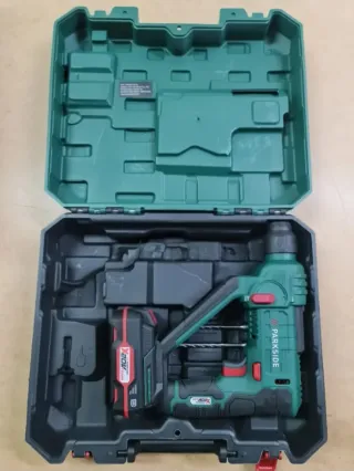 Atornilladora y percutor Parkside