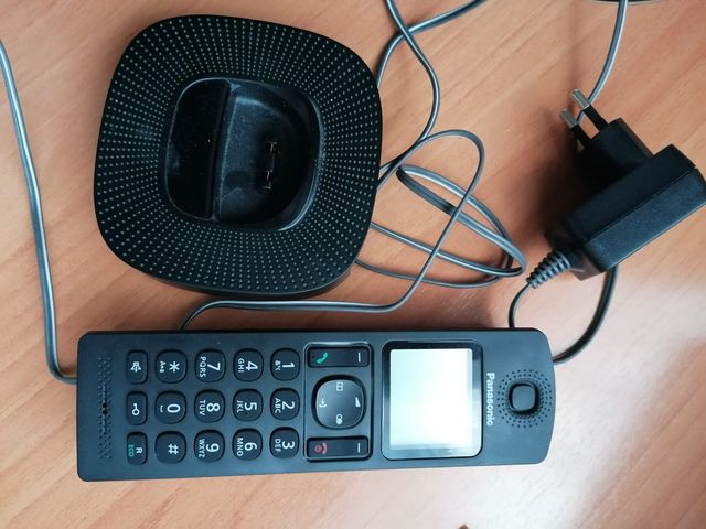 Teléfono Inalámbrico DECT Panasonic KX-TGC310SP