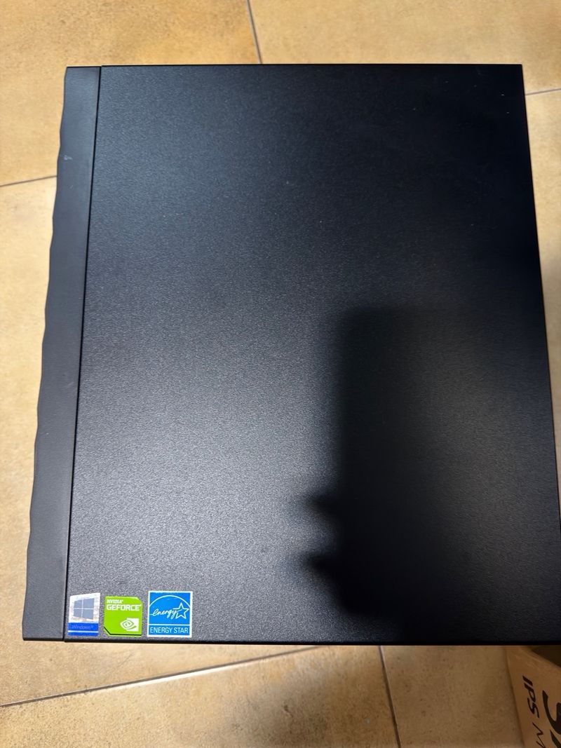 Ordenador ASUS + Monitor Acer 24”+ teclado y ratón afbeelding 4