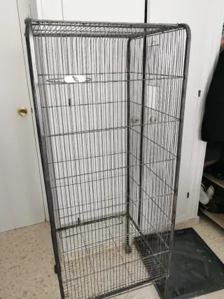 Jaula grande para loros, ninfas, etc.
