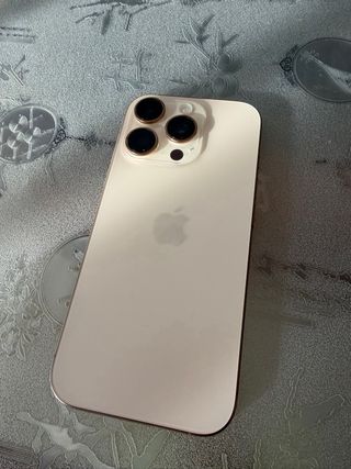 iPhone 16 Pro