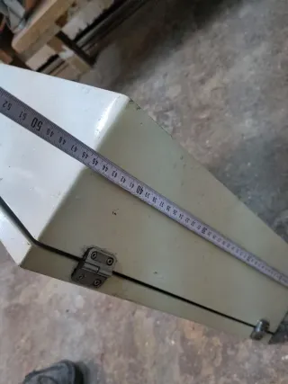 Botiquín metálico blanco