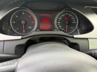 Audi A4 2009 2.0 TDI