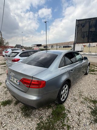Audi A4 2009 2.0 TDI