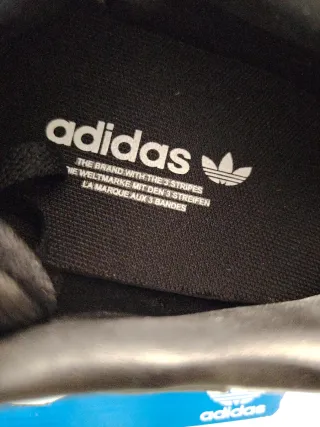 Zapatillas Adidas Negras y Blancas Samba