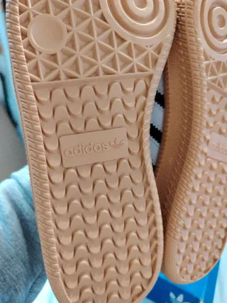 Zapatillas Adidas Negras y Blancas Samba