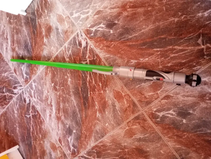 Espada láser verde Disney afbeelding 2