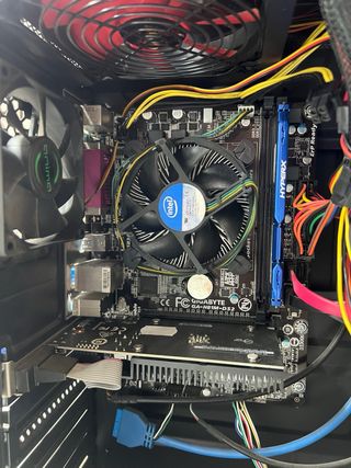 PC i5 3.1Ghz 8GB RAM 256GB SSD + 1TB HDD