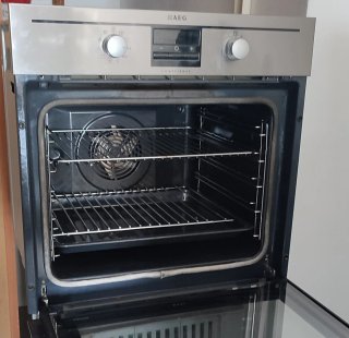 Horno de encastrar AEG como nuevo