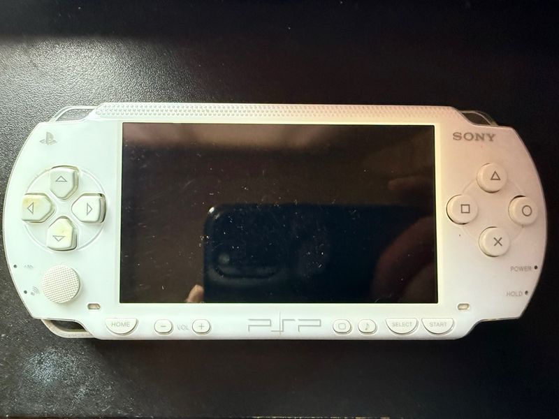 PSP 1000 Japonesa 1ª Edición Blanca
