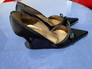 Tacones Jana Scaro Negros