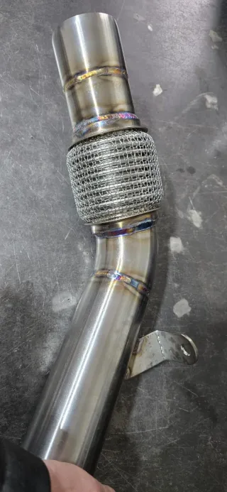 Downpipe BMW E60 218cv - Nueva a estrenar